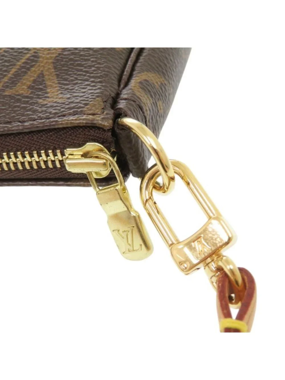 Louis Vuitton Pochette Accessoires Monogram Pouch